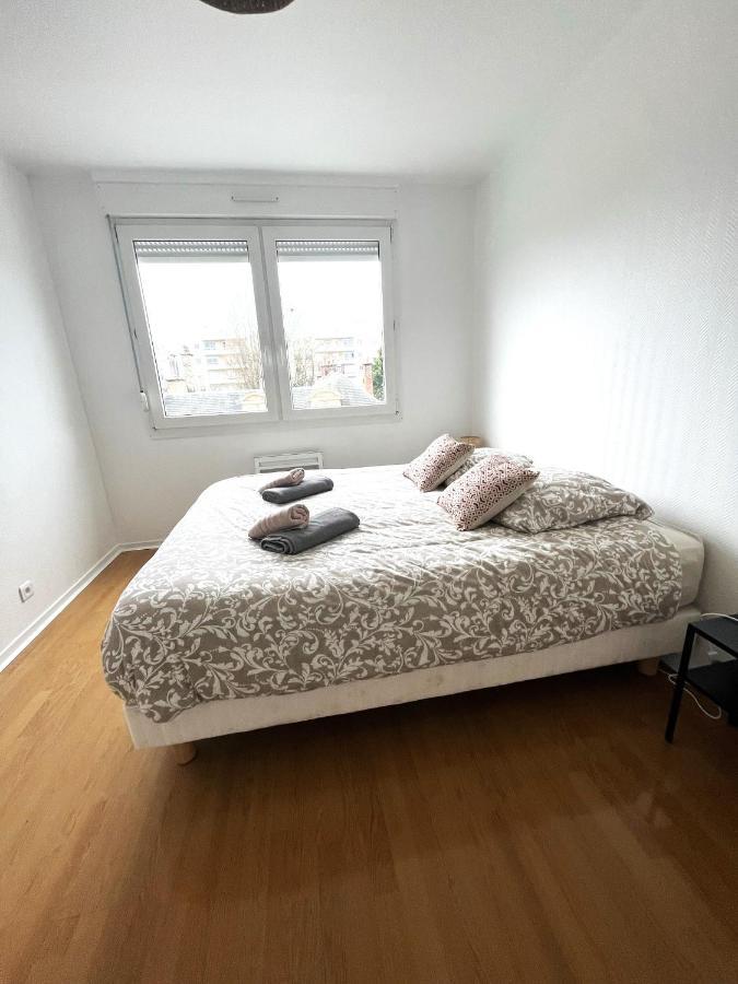 Charmant Appartement Proche Centre Ville Реймс Екстериор снимка