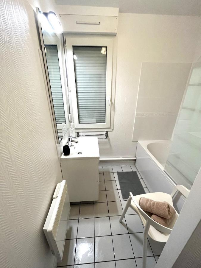 Charmant Appartement Proche Centre Ville Реймс Екстериор снимка