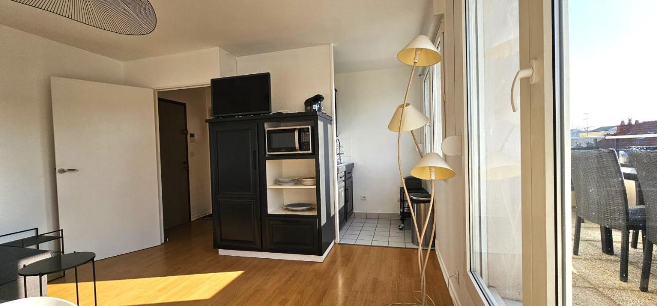 Charmant Appartement Proche Centre Ville Реймс Екстериор снимка